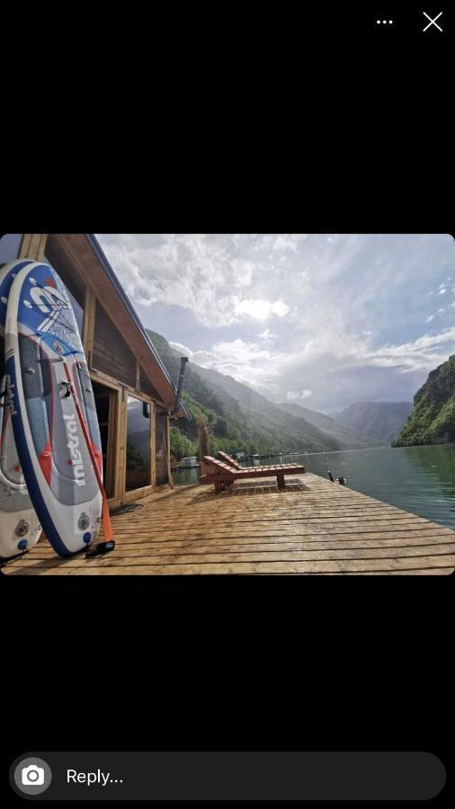 Lake House Perucac Rastiste Zewnętrze zdjęcie
